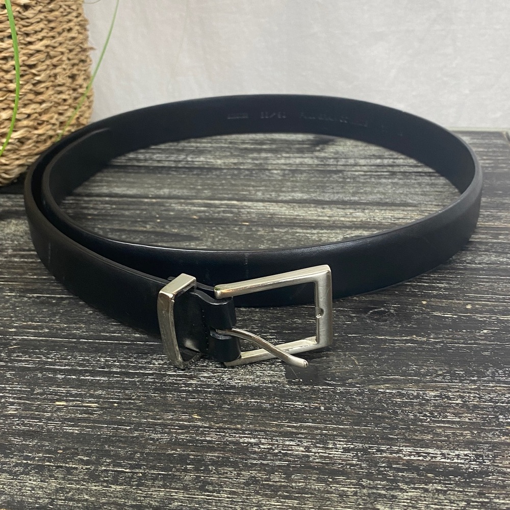 Roundtree & Yorke Black Leather & Silver Belt M 36